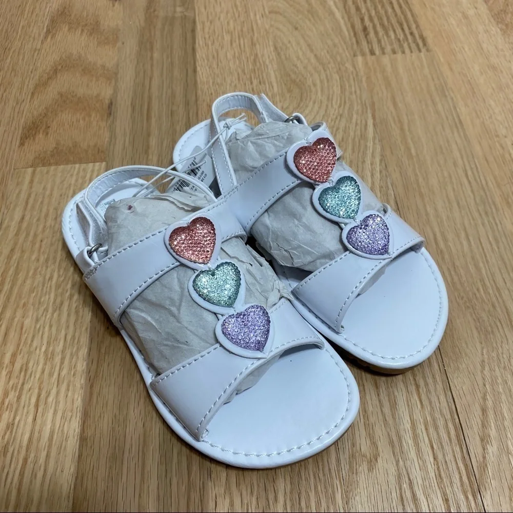 Ruum Sandals NWT Sz 11 Toddler Heart Rhinestone